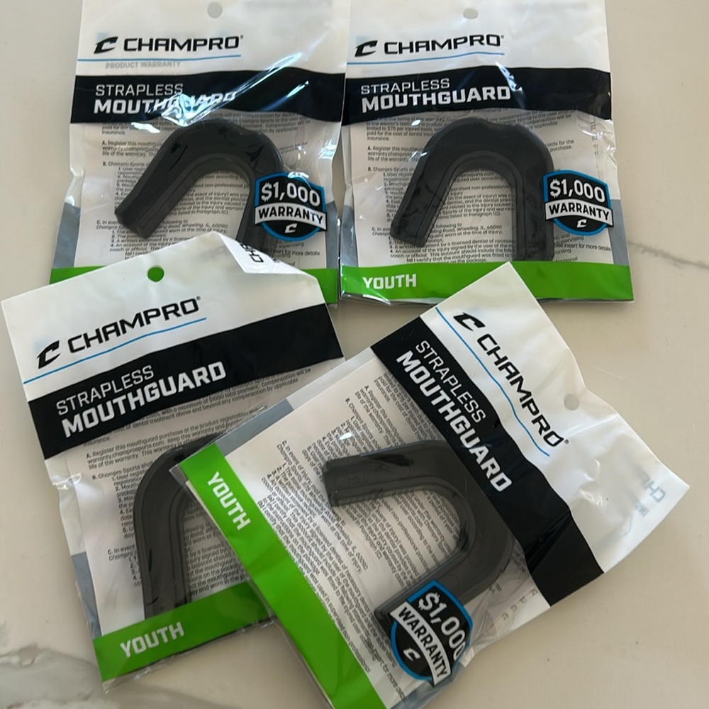 NWT Youth mouth guard lot - Picture 4 of 4